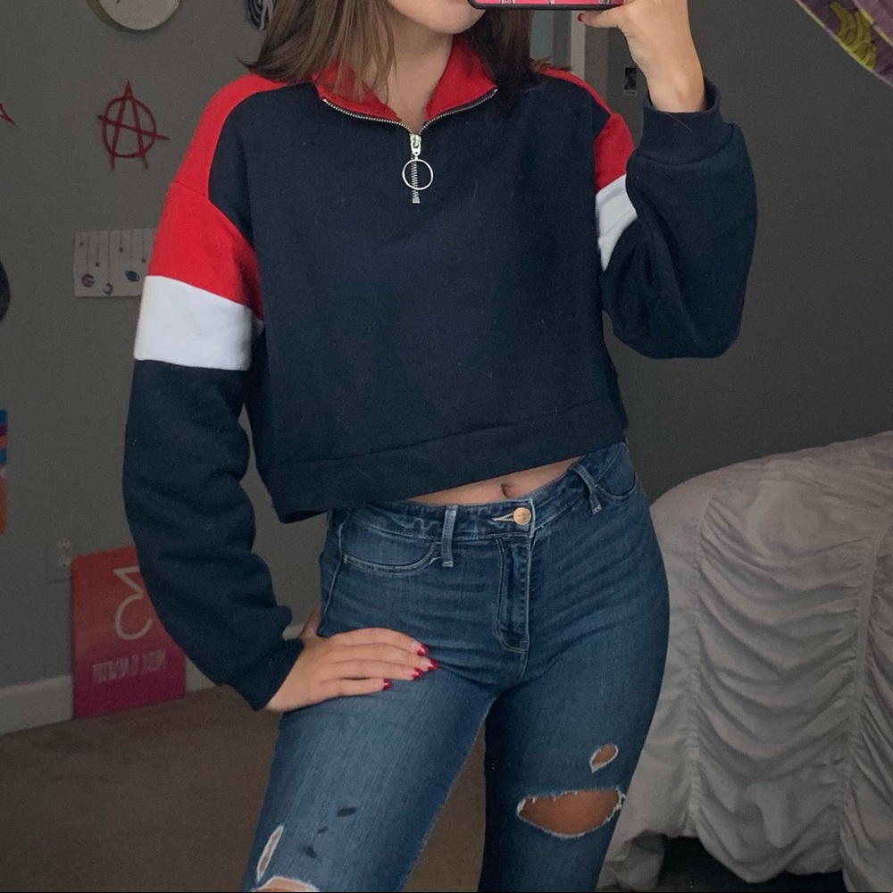 Navy red and white cropped sweater